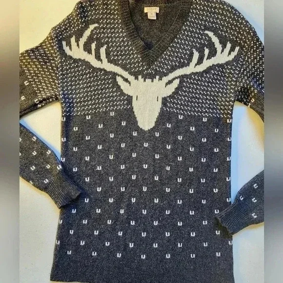 J. Crew Intarsia Reindeer Wool V-neck Sweater size M - Picture 5 of 12